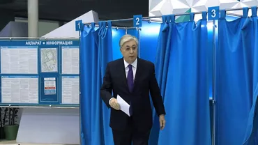 Președintele kazah Tokayev a obținut un al doilea mandat. Victorie fără emoții la alegerile anticipate de duminică