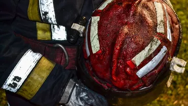 Incendiu devastator la un bloc de locuințe din Suceava! O femeie a suferit un atac de panică