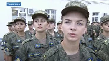 Îngerii morții: Cum arată prima generație de femei piloți de la școală de aviație din Krasnodar (FOTO)