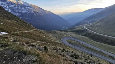 Se schimbă regulile de circulație rutieră pe Transfăgărășan și Transalpina. Cele două drumuri rămân deschise și în sezonul rece