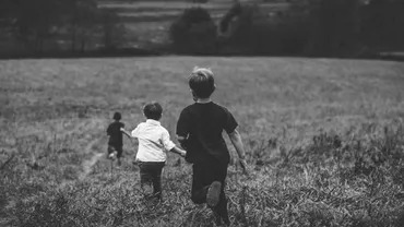 Moscova susține că 700.000 de copii din zonele de conflict din Ucraina sunt acum în Rusia