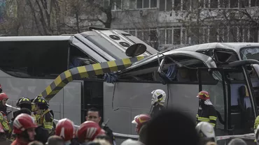 Prefectul Toni Greblă, despre accidentul de la Pasajul Unirii: Nu știu care este cauza de autocarul nu a oprit la primul pre-semnalizator, care are o înălțime și mai mică (FOTO, VIDEO)