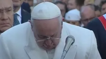 Papa Francisc a plâns în public în timp ce vorbea despre războiul din Ucraina (VIDEO)
