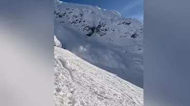 Imagini dramatice cu momentul în care o avalanșă cade peste un grup de schiori, în Austria (VIDEO)