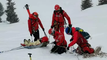 Salvamont Prahova, atenționare de minivacanță: La altitudini de peste 1.800 de metri există un risc însemnat de avalanșă