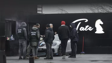 Bolizii de lux ai fraților Tate sunt ridicați de autorități