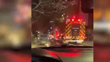 Accident grav pe pe Calea Victoriei din Bucureşti: O mașină a aterizat pe plafon după un accident cu alte două autoturisme (VIDEO)