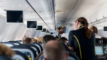 Ce să nu faci niciodată într-un avion / Sfaturile vin din partea însoțitorilor de bord