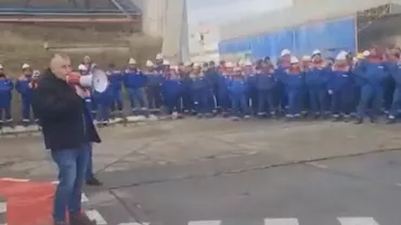 Concedieri în masă la o importantă companie de stat. Sindicatele amenință cu proteste