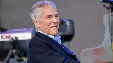 S-a stins din viață legendarul compozitor Burt Bacharach, recunoscut pentru hiturile sale „I Say a Little Prayer” şi „Raindrops Keep Fallin' on My Head”