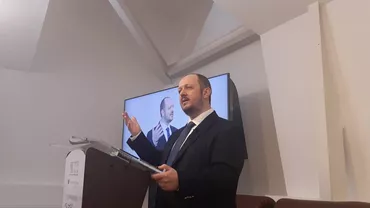 Papahagi: Cei care compară pelerinajul la Sf Parascheva cu terorismul islamic sunt bătuți în cap / Stângismul și putinismul sunt două agresiuni simetrice împotriva ortodoxiei - una care vrea să-l anexeze, una care vrea să-l demoleze (VIDEO)