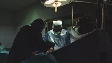 Medic din Brașov, condamnat la închisoare cu suspendare pentru luare de mită de la pacienți