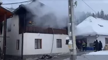 Incendiu la Mănăstirea Sihăstria Putnei: au fost necesare opt autospeciale ca să stingă focul