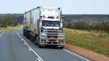 Franța: Un șofer român de TIR a primit o amendă de 270.000 de euro. Ce a făcut