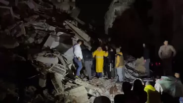 Zece români au solicitat asistența consulară după un cutremur de 7.8 grade în Turcia