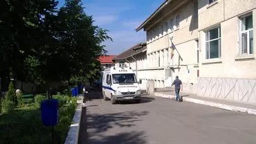 Un medic din Iași face naveta cu trenul de aproape 30 de ani: ”La noi nu este ca în fabrică, nu e un program fix