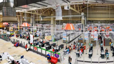 Auchan vine cu noi precizări în cazul scandalului caselor self-pay: „Nu a fost înțeleasă bine informația“