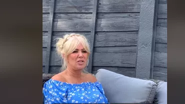 Povestea unei femei visătoare: Nu a știut să scrie până la 39 de ani, dar a devenit  o autoare de succes