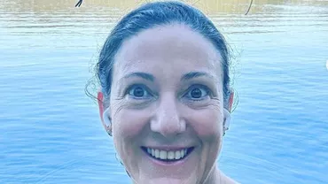 Val de critici: Povestea unei femei care și-a părăsit soțul după o întâlnire cu ”sufletul ei pereche”