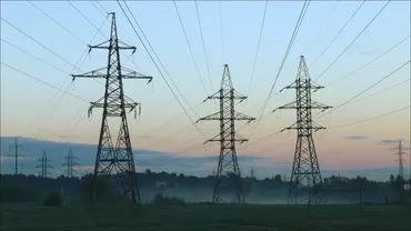 Scenarii elaborate de Transelectrica. România, obligată să importe energie electrică în fiecare lună din iarna