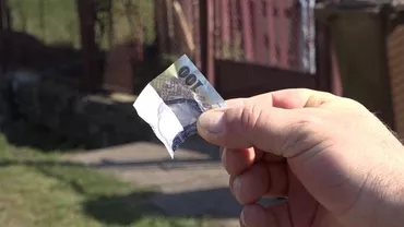 Argeș: Supărat din cauza unei vecine, un bătrân de 81 de ani și-a dat foc la avere