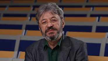 Profesor la Facultatea de Jurnalism din București, acuzat de studenți că-i umilește la cursuri / Marian Petcu: Nu am spus niciodată orfan și prost unui student, ăsta a fost un calificativ în glumă