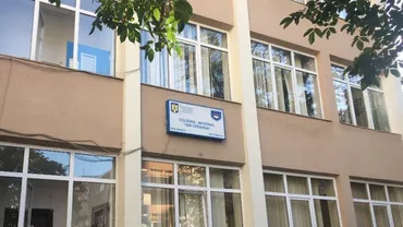 Detalii șocante în cazul profesoarei înjunghiate de către un elev, la un liceu din București. Ce plan făceau elevii înaintea orei de japoneză (FOTO)