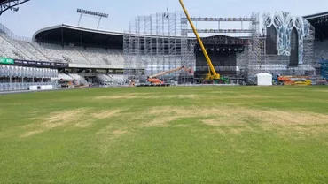 Gazonul de pe Cluj Arena, schimbat din nou pe banii clujenilor. Alin Tișe: ”Eu nu pot să arbitrez între cei care vor Untold și cei care vor fotbal”