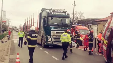 Proteste pe trecerea de pietoni din Leţcani, după moartea băieţelul de trei ani călcat de TIR. Oamenii vor continua să protesteze până când se vor lua măsuri