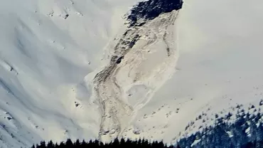 Risc însemnat de avalanșă în munții Făgăraș și Rodnei. Unde se găsește cel mai mare strat de zăpadă