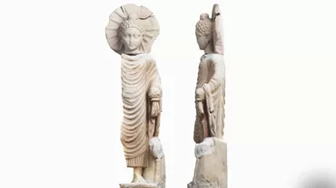 Statuetă a lui Buddha, descoperită într-un sit antic din Egipt / Obiectul istoric depășește 70 de centimetri