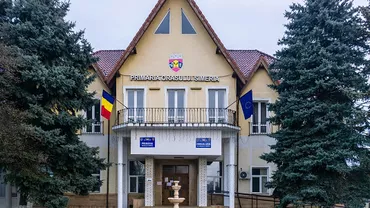Angajații unei primării din Hunedoara, lăsați fără salarii / Care a fost motivul deciziei: „Noi trebuie să lucrăm în beneficiul cetățenilor”