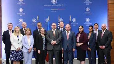 Africa de Sud include România pe lista statelor ai căror cetăţeni pot obţine viza online