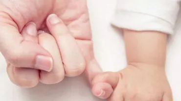 Românii care vor primi 1.000 de lei pentru fiecare copil născut. Primele persoane care au luat deja banii