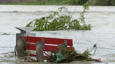 Avertizarea hidrologică! Risc de viituri, valabil pe râuri din cinci judeţe, până miercuri la miezul nopții