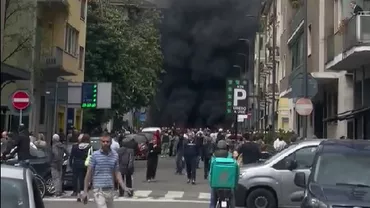 Explozie în centrul orașului Milano. Incendiul s-a extins la mașinile și clădirile din zonă (VIDEO)