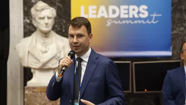 Drulă (USR), la summitul Renew: „Am discutat cu șefii de stat și de guverne despre refuzul nemotivat al Austriei de a primi România în Schengen, o problemă ce trebuie rezolvată de urgență” (FOTO)