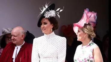 Motivul ciudat pentru care Kate Middleton nu consumă un anumit aliment. Ce alte reguli bizare are familia regală în privința mâncărurilor