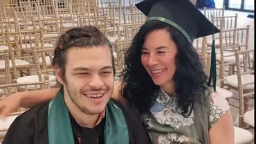 Un tânăr care nu-şi poate folosi mâinile şi picioarele a terminat Dreptul cu 10 la licență: „Pot învăţa orice, dar nu pot să scriu. Unii profesori au fost de acord să susţin examenele oral. Alţii, nu”