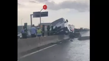 Accidente după furtuna ce a lovit zona București - Ilfov. Blocaje și coloane de mașini pe Centura Capitalei și autostrada A1 (VIDEO)