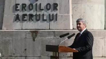 Gabriel Oprea (UMPMV), de Ziua Forțelor Aeriene: „Felicitări și recunoștință tuturor celor care reprezintă cu onoare aripile românești”