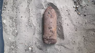 Neamț: Un bărbat a găsit un proiectil și l-a dus la poliție în portbagajul mașinii