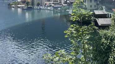 Locuitorii dintr-un oraș european, care face parte din Patrimoniul Mondial, cer interzicerea turismului de masă. De ce sunt deranjați locuitorii