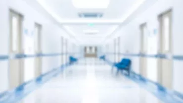Copiii cu dizabilități dintr-un centru din Suceava au fost bătuți, umiliți și amenințați cu moartea / Cinci angajate au fost reținute