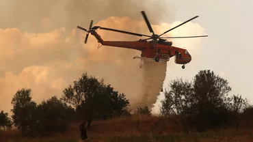 La ora 1 noaptea, ne-am adunat ca furnicile şi am plecat la Atena: Mărturia unei românce evacuate din mijlocul incendiilor din Grecia