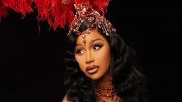 Cardi B este cercetată de poliție, după ce a aruncat cu microfonul în public lovind o femeie, enervată de faptul că aceasta a stropit-o cu băutură