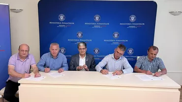 Ce promisiuni au obținut sindicaliștii, după trei ore de negocieri cu Marcel Boloș: Ministerul Finanţelor se obligă să nu disponibilizeze personal la nivelul aparatului propriu şi al unităţilor subordonate