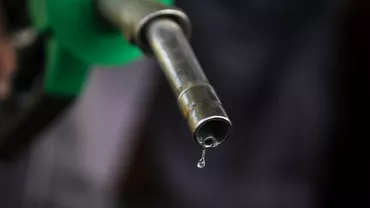 Rusia impune restricţii temporare la exporturile de benzină şi motorină, pentru a stabiliza piața internă