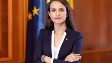 Oana Țoiu (USR), despre activitatea deputatului PSD Eduard Popică, ginerele denunțătorului lui Buzatu: A vorbit de trei ori în plenul Parlamentului, cam trei minute pe an, de mandat (VIDEO)