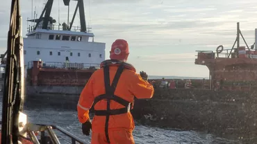 Cdor. (r) Sandu Valentin Mateiu, despre explozia din zona Sulina: Nava era în afara apelor noastre teritoriale. A fost lovită în cel mai sensibil punct. Dacă a fost mină marină, a fost una puternică (VIDEO)